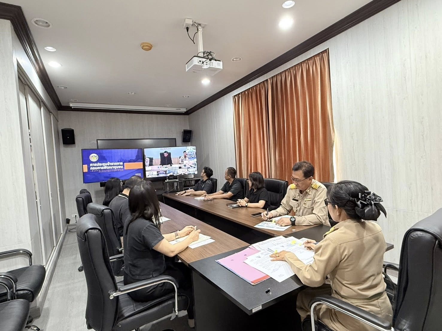 พช.แม่ฮ่องสอน ร่วมประชุมติดตามมาตรการและนโยบายกระทรวงมหาดไทย ขับเคลื่อนรับมือวิกฤตพลังงานสู่การปฏิบัติอย่างเป็นรูปธรรม