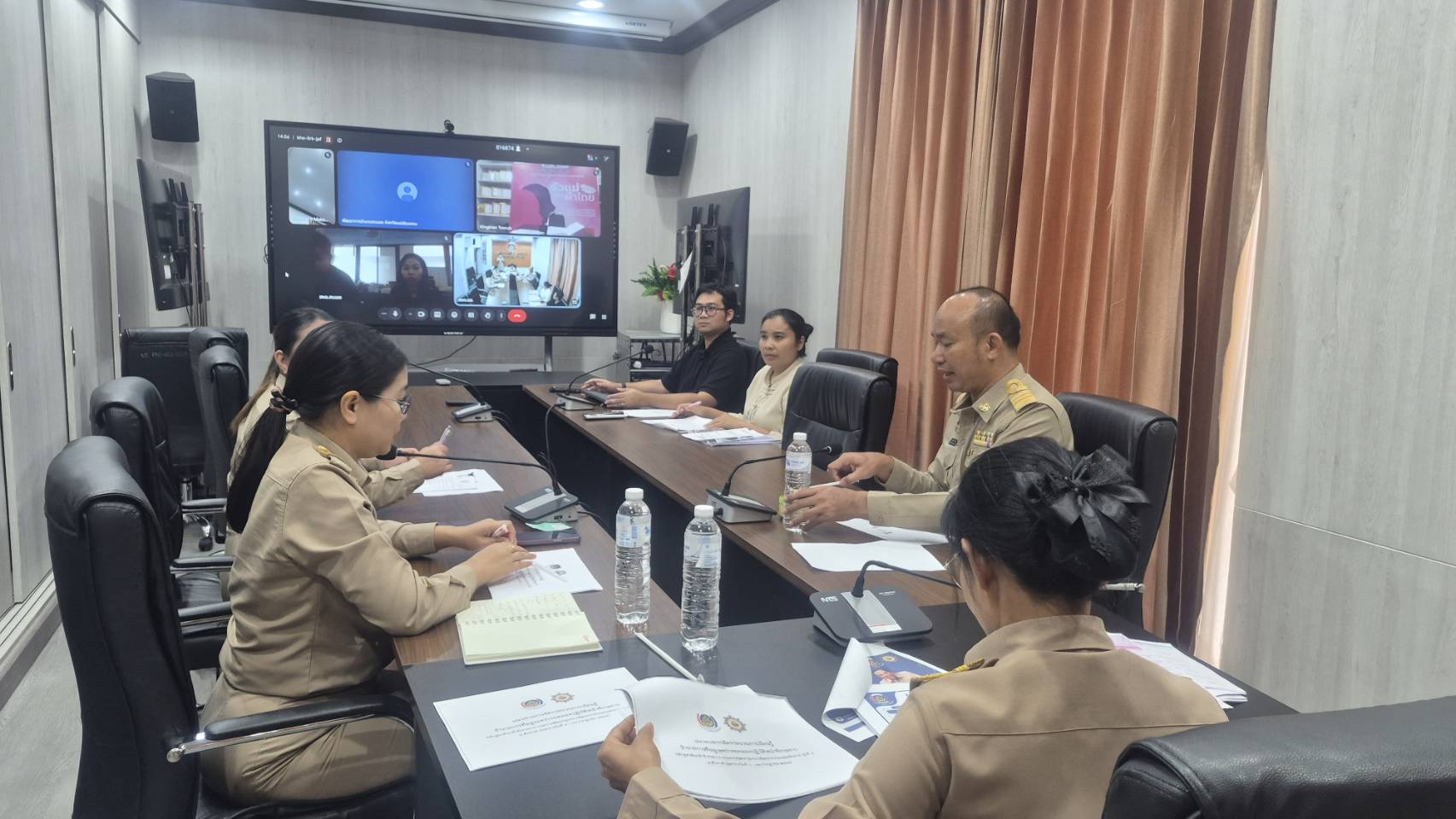 พช.แม่ฮ่องสอน ปฐมนิเทศ “พัฒนากรใหม่” รุ่นที่ 135 วางแนวทางเรียนรู้ 4 สัปดาห์ บ่มเพาะนักพัฒนามืออาชีพพร้อมปฏิบัติงานในพื้นที่